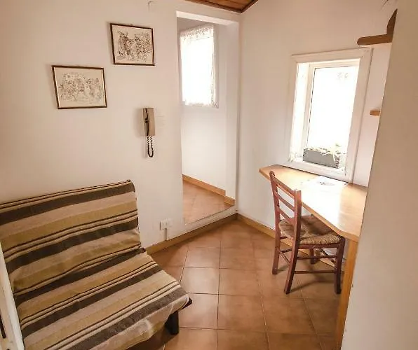 Sigismondo Lägenhet *